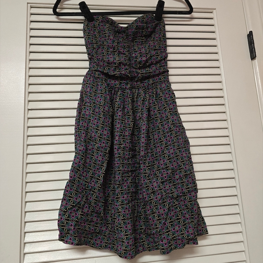 Xhilaration - Sleeveless Lightweight Kaleidoscope Pattern Dress
